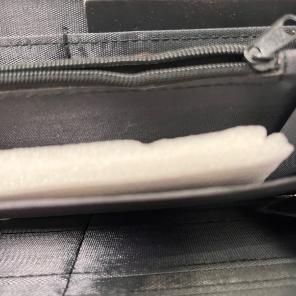 raffia straw zipper clutch wallet - holds 12 cards plus cash - Picture 7 of 8